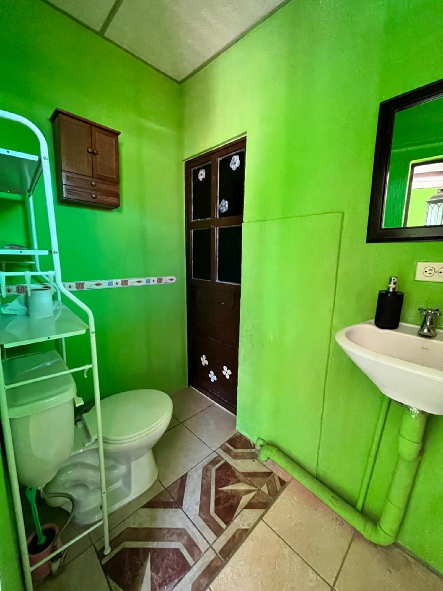 Hotel Jireh Antigua Exteriér fotografie