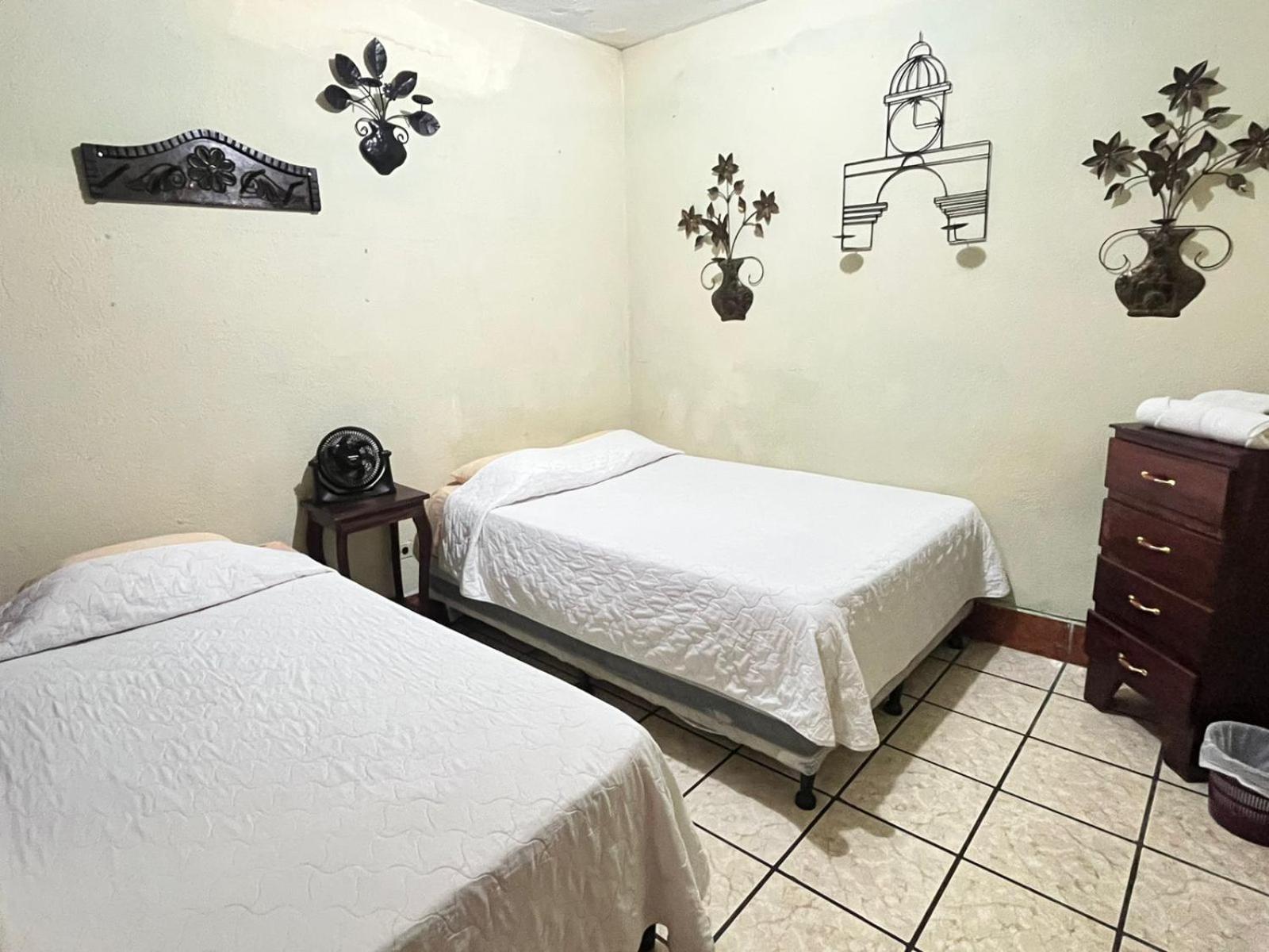 Hotel Jireh Antigua Exteriér fotografie